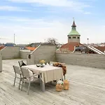 Nydelig Leilighet I Hjertet Av Sentrum!